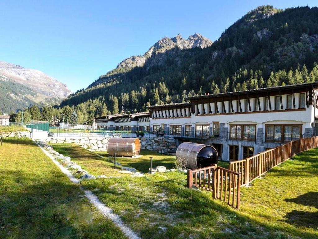 Gressoney Saint-Jean Apartments By Halldis ภายนอก รูปภาพ