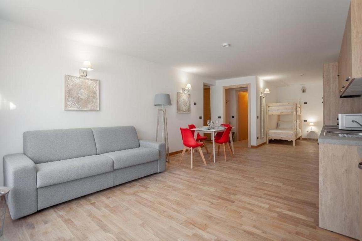 Gressoney Saint-Jean Apartments By Halldis ภายนอก รูปภาพ