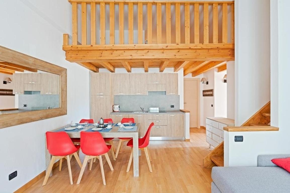 Gressoney Saint-Jean Apartments By Halldis ภายนอก รูปภาพ