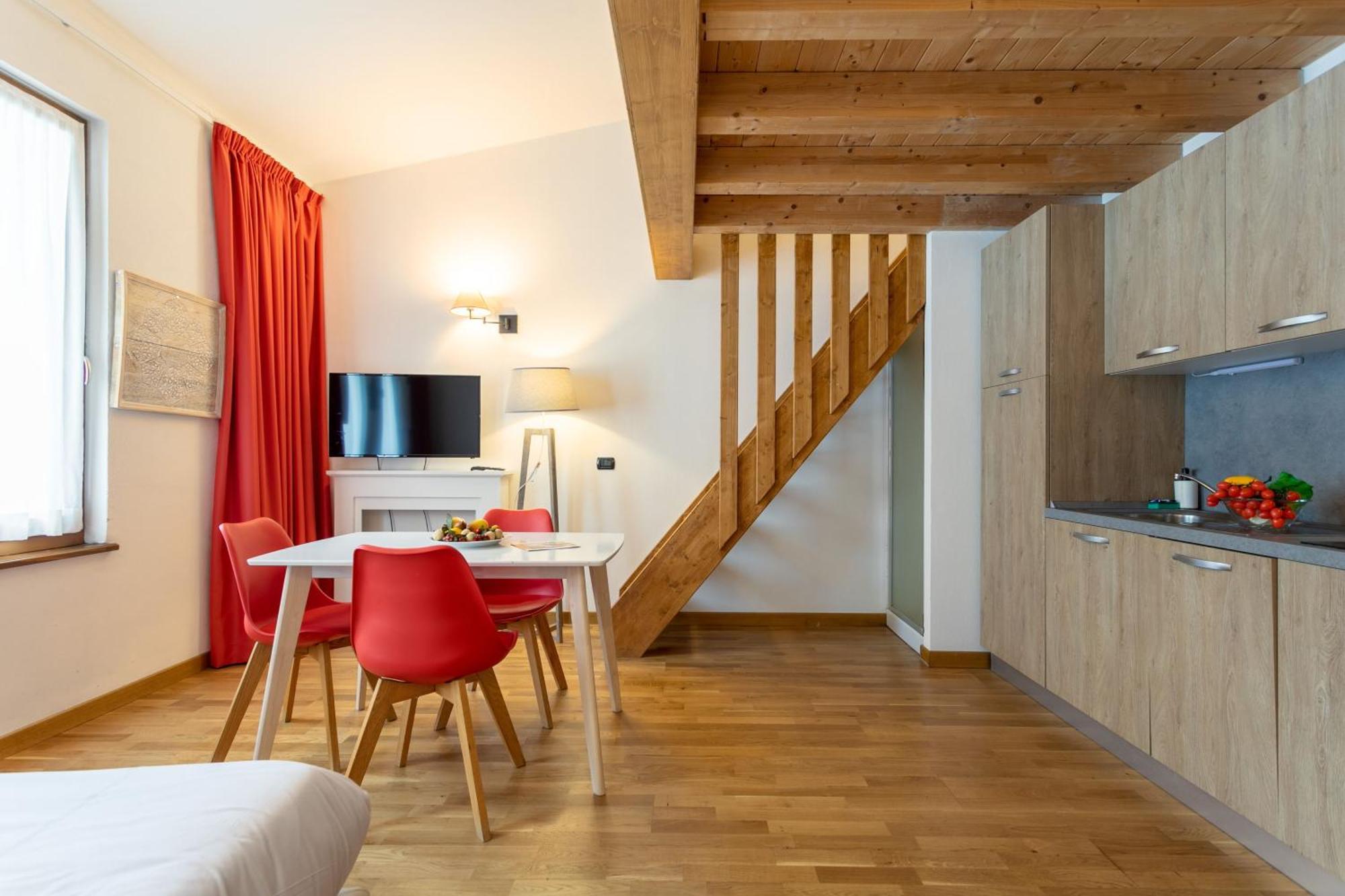 Gressoney Saint-Jean Apartments By Halldis ภายนอก รูปภาพ